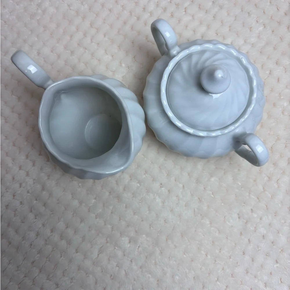 Vintage Johnson Brothers Snow White Swirl Sugar Bowl/w Lid and Creamer